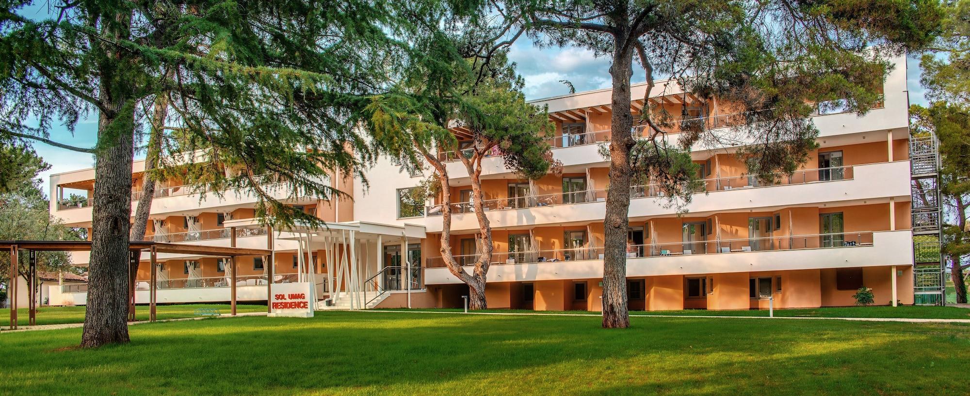 Residence Umag Plava Laguna Экстерьер фото