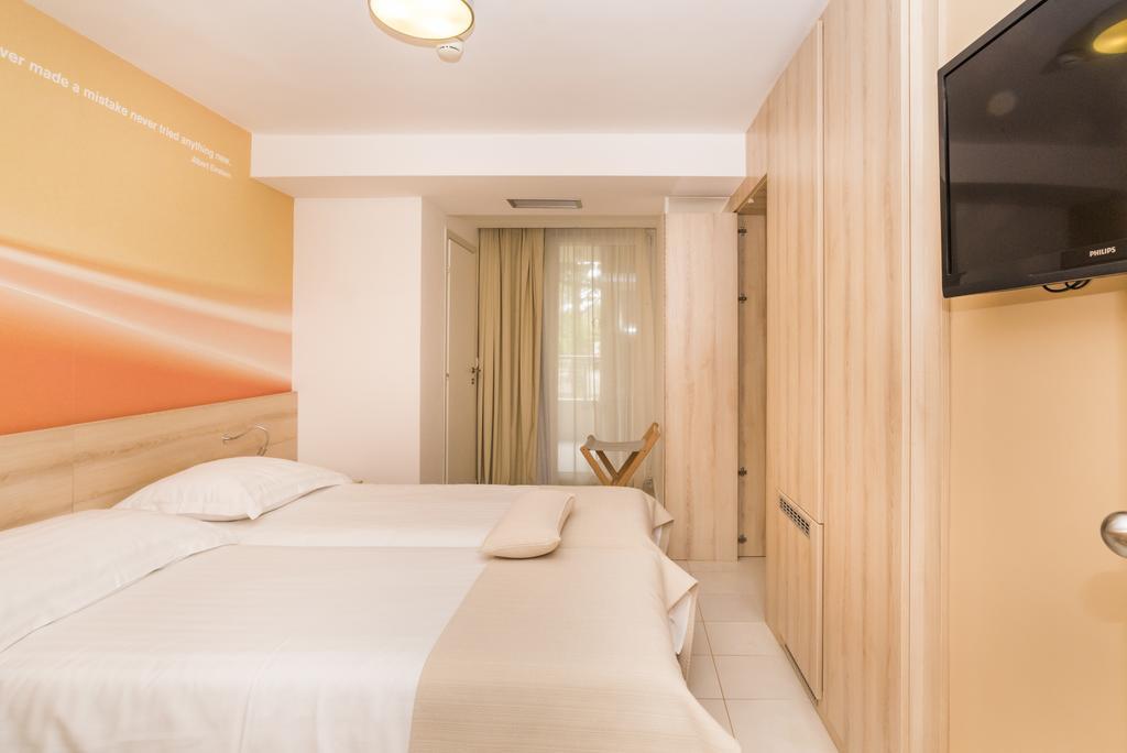 Residence Umag Plava Laguna Экстерьер фото